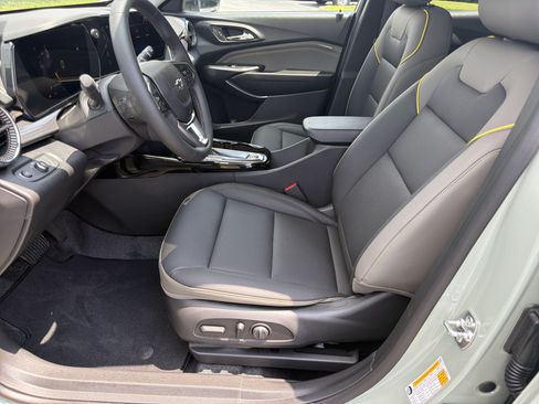 New 2026 Chevrolet Trax ACTIV w/ Driver Confidence Package FWD image 9