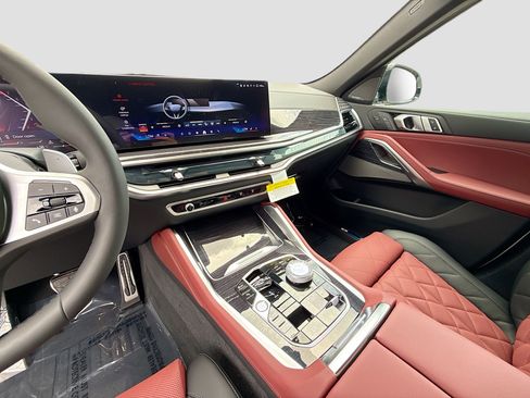 New 2027 BMW X6 xDrive40i w/ Executive Package AWD/4WD image 29