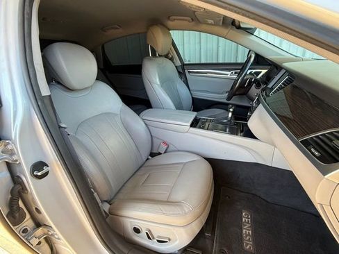 Used 2018 Genesis G80 3.8 image 17