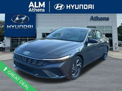New 2025 Hyundai Elantra SEL