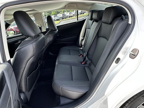 Used 2022 Lexus ES 350 w/ Premium Package FWD image 13