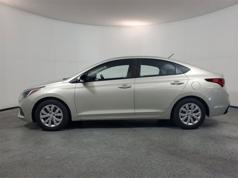 Used 2018 Hyundai Accent SE image 4