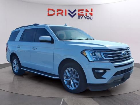Used 2021 Ford Expedition XLT image 10