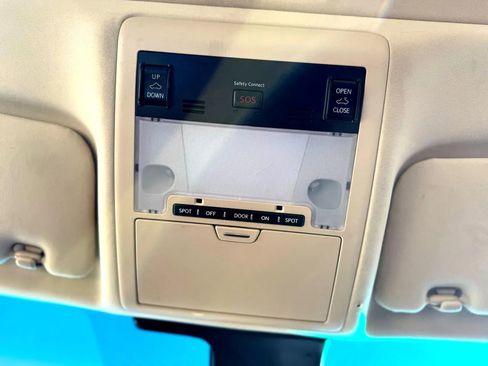 Used 2015 Lexus LS 460 w/ Comfort Package image 19