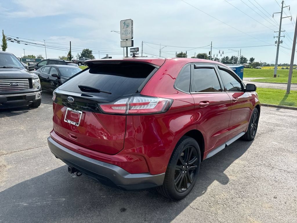 Used 2022 Ford Edge ST-Line w/ Class II Trailer Tow Package AWD/4WD image 13
