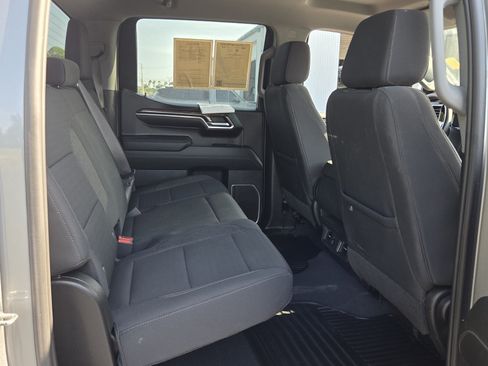 Certified 2024 Chevrolet Silverado 1500 LT AWD/4WD image 15