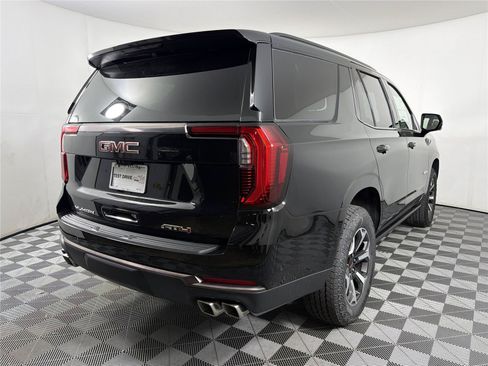 New 2026 GMC Yukon AT4 Ultimate AWD/4WD image 6