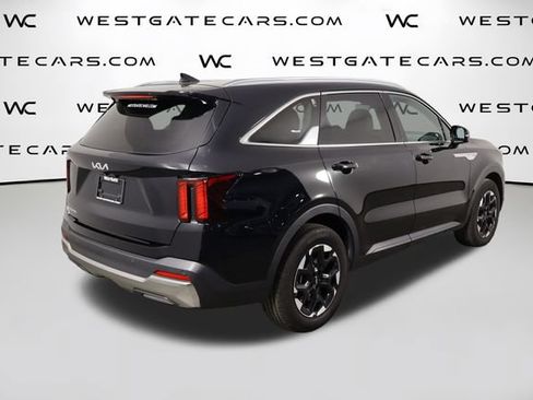 Certified 2025 Kia Sorento S w/ Panoramic Sunroof Package FWD image 46