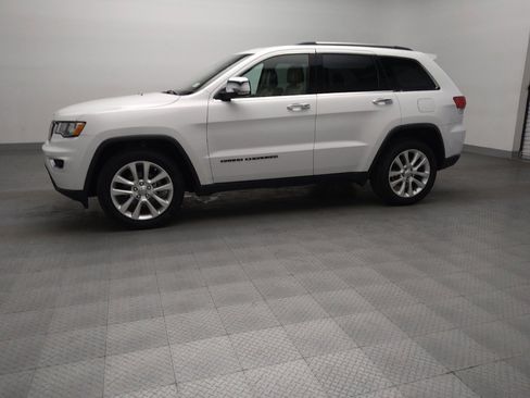 Used 2017 Jeep Grand Cherokee Limited RWD image 2