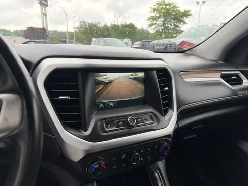 Used 2018 GMC Acadia SLE AWD/4WD image 28