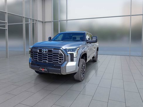 New 2026 Toyota Tundra Platinum AWD/4WD image 4