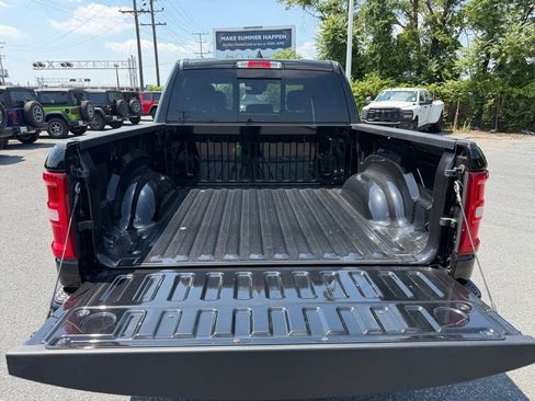 New 2026 RAM 1500 Big Horn AWD/4WD image 17