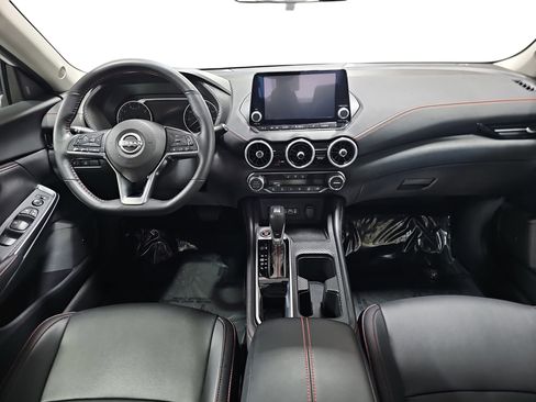 Used 2024 Nissan Sentra SR w/ SR Premium Package FWD image 9