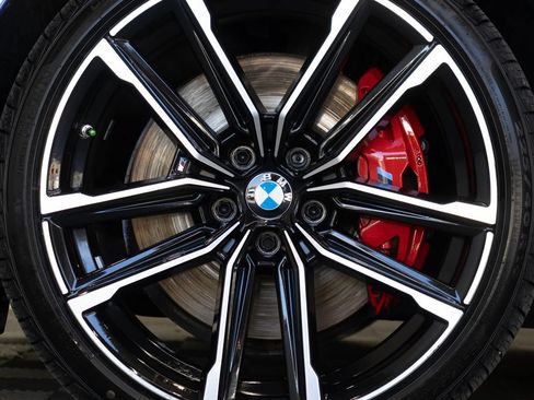 Used 2024 BMW M440i Coupe w/ Premium Package RWD image 10