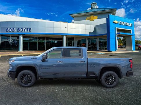 New 2026 Chevrolet Silverado 2500 LTZ w/ Trail Boss Package AWD/4WD image 2