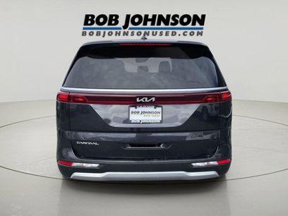 Used 2023 Kia Carnival LX