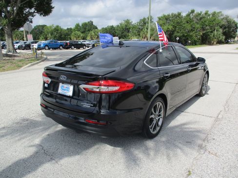 Certified 2020 Ford Fusion Titanium FWD image 7