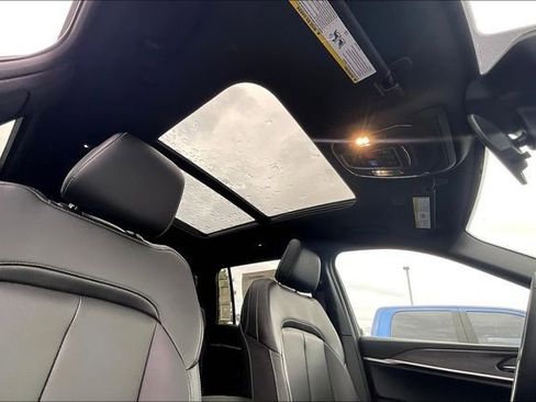 New 2025 Jeep Grand Cherokee L Limited w/ Black Appearance Package image 26