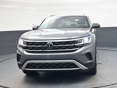 Used 2022 Volkswagen Atlas Cross Sport SE w/ Panoramic Sunroof Package image 9