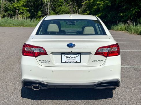 Used 2019 Subaru Legacy 2.5i Limited AWD/4WD image 5