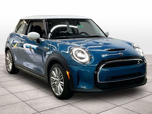 Used 2024 MINI Cooper SE FWD image 2