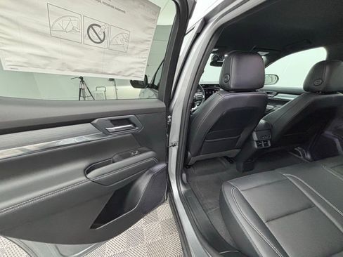 New 2026 GMC Terrain Elevation w/ Elevation Premium Package image 40