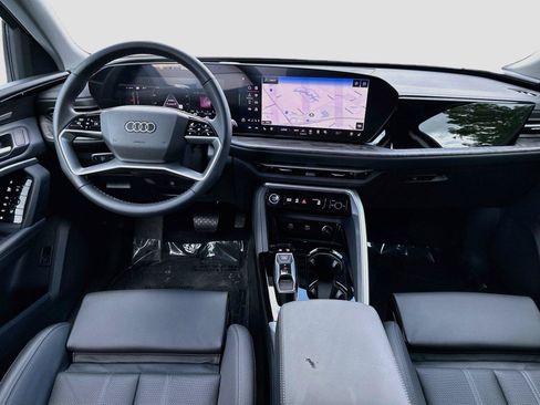 Used 2025 Audi Q5 Premium Plus AWD/4WD image 23