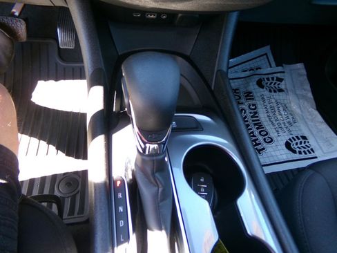 Used 2023 Chevrolet Malibu LS FWD image 12