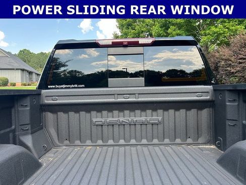 Used 2019 GMC Sierra 1500 Denali w/ Technology Package AWD/4WD image 16