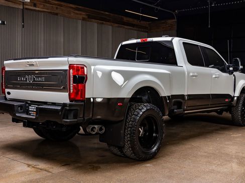 Used 2024 Ford F450 King Ranch w/ Camper Package image 10