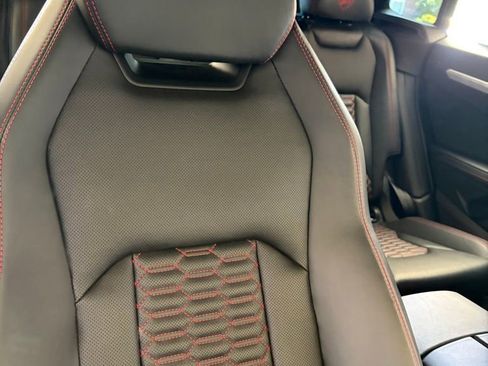 Used 2019 Lamborghini Urus AWD/4WD image 18