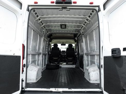 Used 2023 RAM ProMaster 2500 FWD image 47