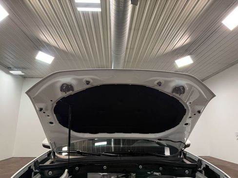 Used 2024 Volkswagen Atlas Cross Sport SE w/ Panoramic Sunroof Package AWD/4WD image 85