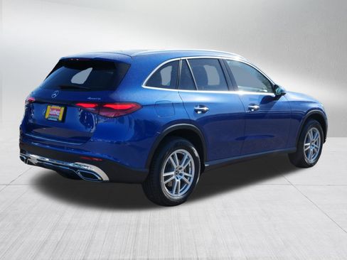 Used 2023 Mercedes-Benz GLC 300 4MATIC image 7