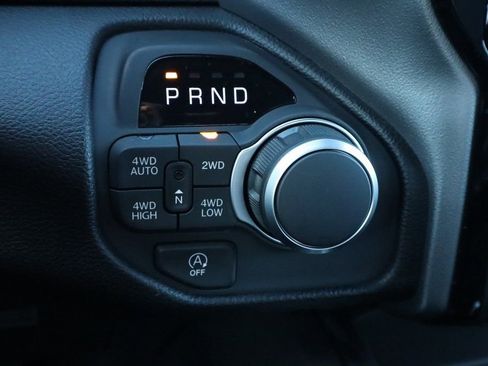 New 2026 RAM 1500 Big Horn AWD/4WD image 9