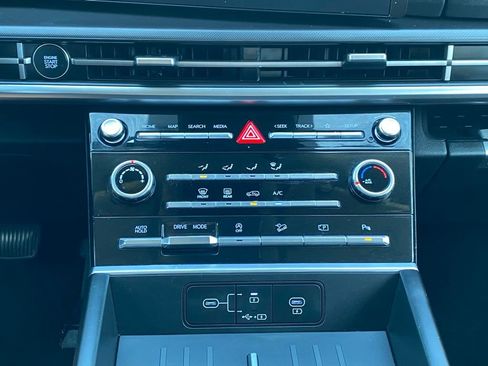 Used 2024 Hyundai Santa Fe SE image 21