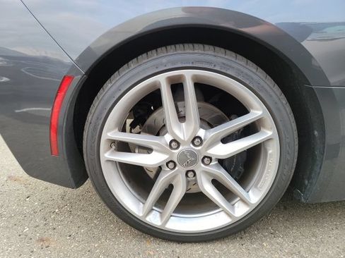 Used 2014 Chevrolet Corvette Stingray Coupe RWD image 11