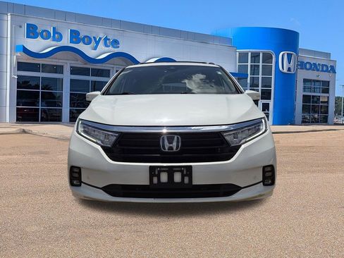 Used 2021 Honda Odyssey Touring image 2