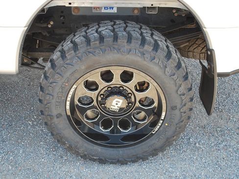 Used 2022 Ford F350 XLT w/ XLT Premium Package AWD/4WD image 18