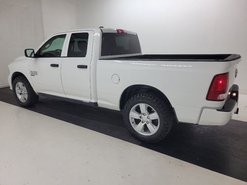 Used 2018 RAM 1500 Express w/ Express Value Package AWD/4WD image 3