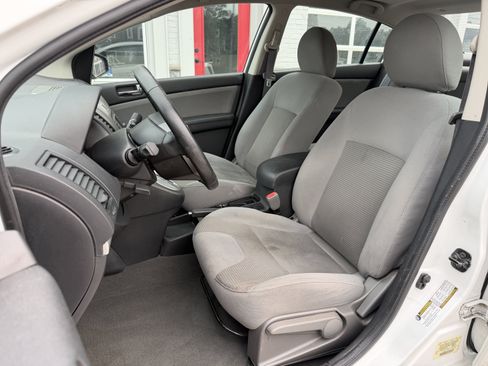 Used 2012 Nissan Sentra 2.0 SR w/ Special Edition Pkg FWD image 13