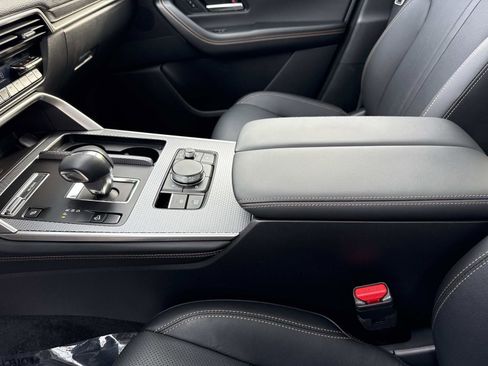 Used 2024 MAZDA CX-90 Plug-In Hybrid w/ Premium Pkg image 15