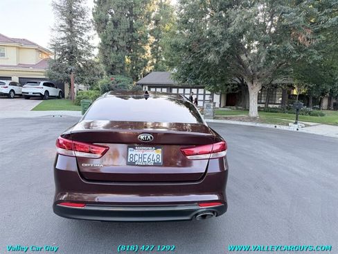 Used 2016 Kia Optima LX w/ Option Group 014 FWD image 5