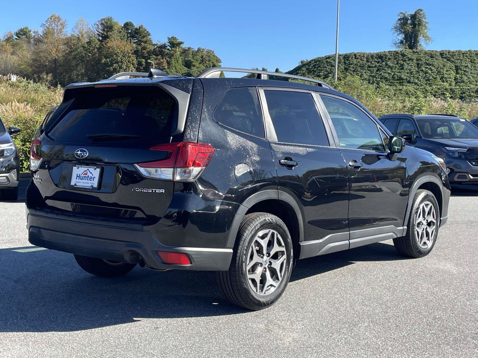 Used 2019 Subaru Forester Premium AWD/4WD image 31