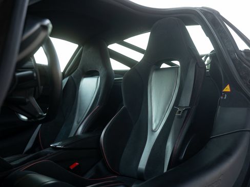 Used 2021 McLaren 720S Performance RWD image 16