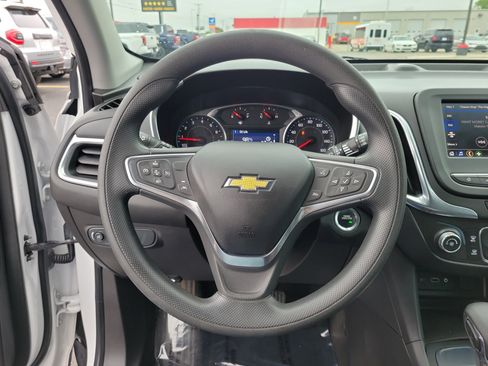 Used 2022 Chevrolet Equinox LT FWD image 20