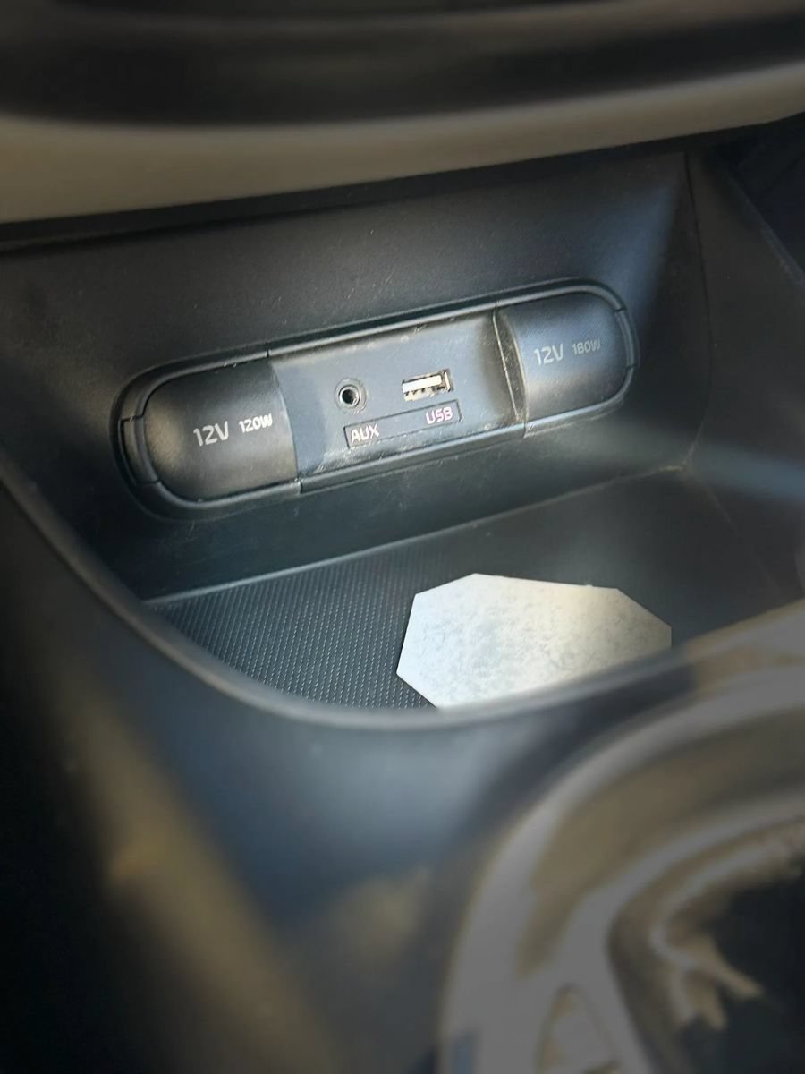 Used 2015 Kia Soul FWD image 37