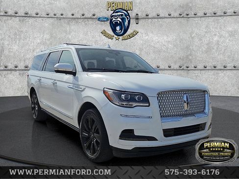 Used 2023 Lincoln Navigator L Reserve image 6