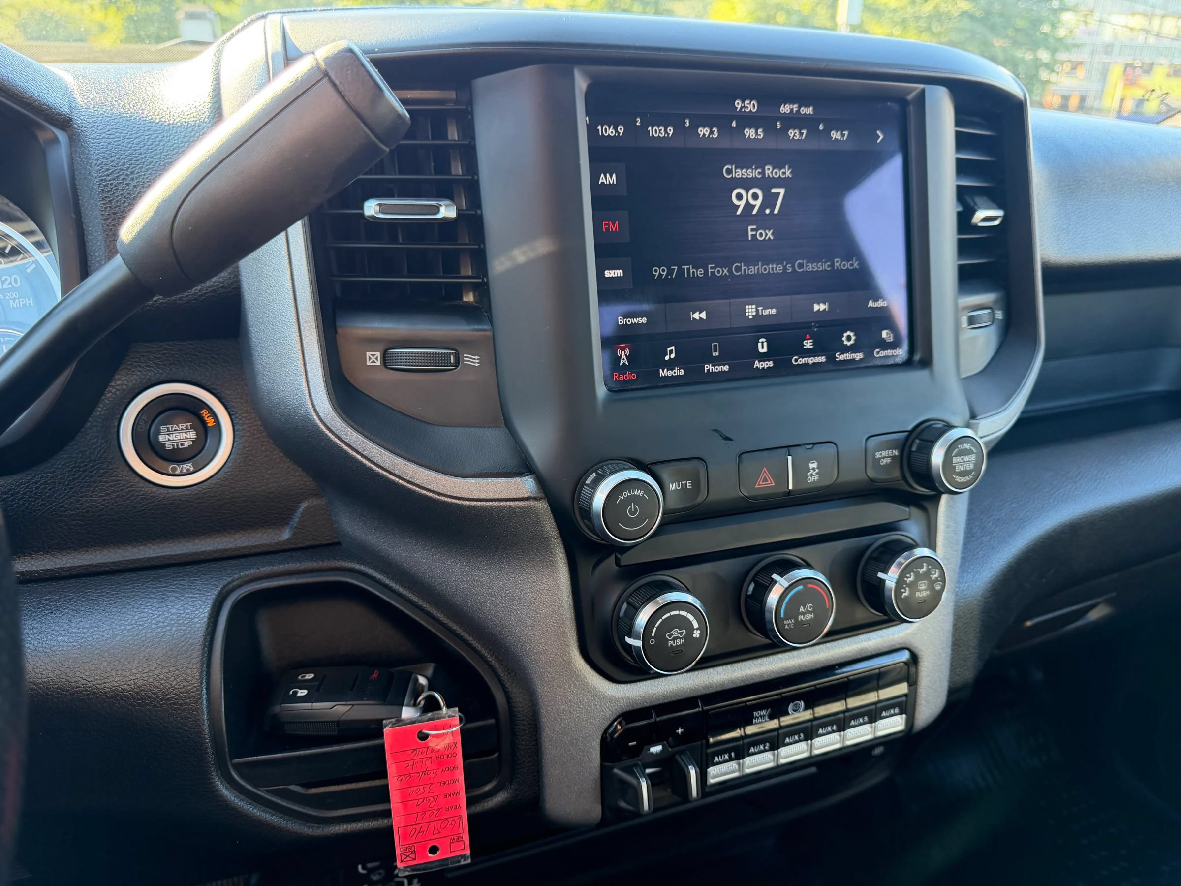 Used 2021 RAM 3500 Tradesman w/ Chrome Appearance Group AWD/4WD image 22