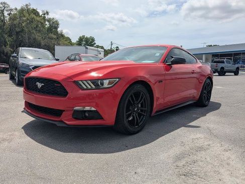 Used 2017 Ford Mustang Premium RWD image 8